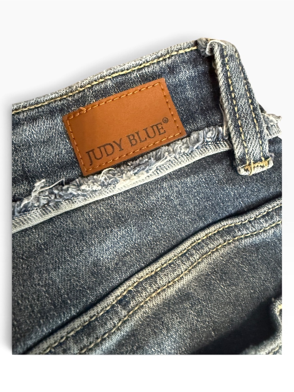 Judy Blue Light Blue Washed Skinny Fit Distressed Jeans - 14W - Picture 5 of 6